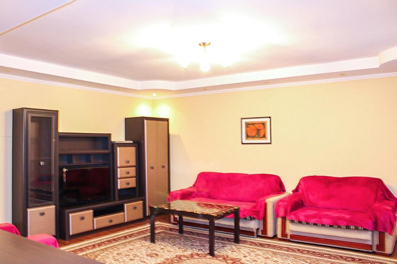 Apartament Tolebaeva 65 Ałma Ata Zewnętrze zdjęcie