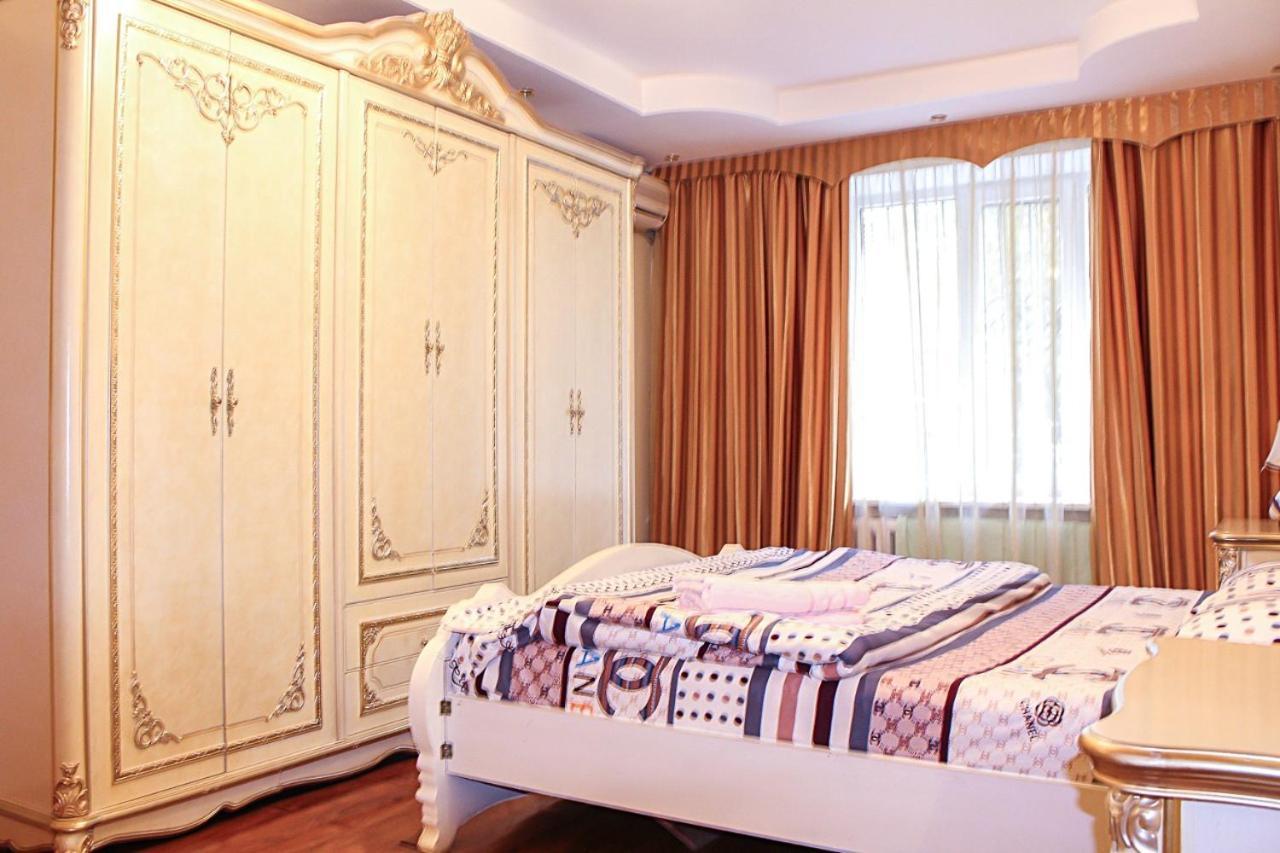 Apartament Tolebaeva 65 Ałma Ata Zewnętrze zdjęcie